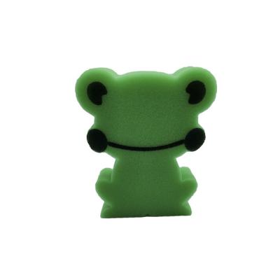 China HAA095 Skin Friendly Color Matching Durable Cleaning, Washing, Shower Sponge With Frog Shaped Bath Brushes Sponges for sale