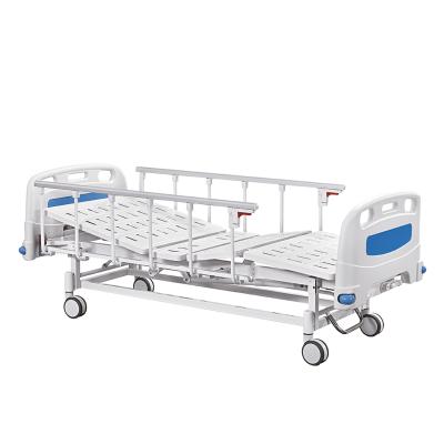 China Factory Direct Selling 2 Manual Cranks Manual Care Bed In Hospital for sale