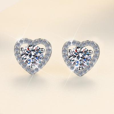 China TRENDY Fashion glamour Heart shaped 925 silver jewelry simulated diamond earrings for women for sale