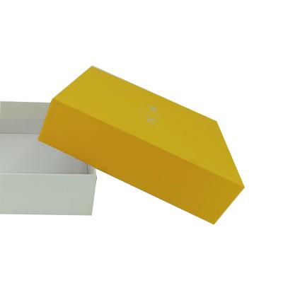 China Logo Customized Foldable White Cardboard Box Recyclable With Lid Packing Box for sale