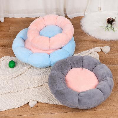 China Camas Para Perros Breathable Dog and Cat Pet Bed Round Flowers Winter Keep Warm Washable Luxury Large Velvet Dog Bed for sale