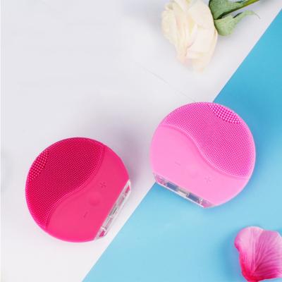 China 2018 New Arrivals Beauty Personal Care Waterproof Facial Massager Cleaning Brush for sale