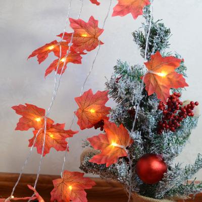 China New Hot Sale Fabric LED Maple Leaves Artificial Leaves Twine Thanksgiving Decoration Garland Autumn LED Holiday Light Decorations for sale