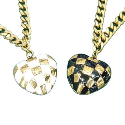 China White Checkerboard Black Heart Sign Checkerboard Necklace Women Heart Cuba Link Chain Jewelry Stainless Steel Heart Necklace for sale