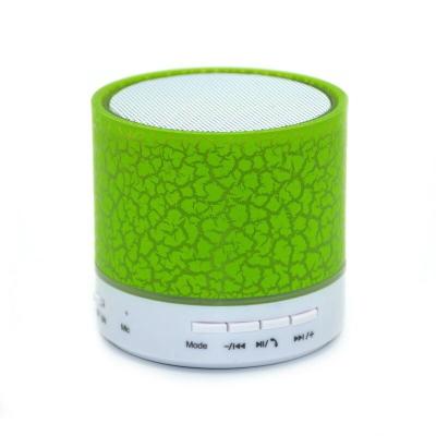 China Newest Portable LED Flashing Light Stereo Outdoor Portable Gift Wholesale High Quality Colorful Light Slot Speaker for sale