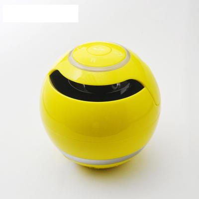 China LED Flashing Light High Sound Quality Helpless Portable Round Mini Small Led Light Speaker for sale