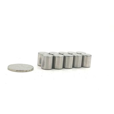 China GCr15 3.5*14 6*18mm Chrome Steel Flat End Cylindrical Needle Roller Pin For Needle Bearing Construction for sale