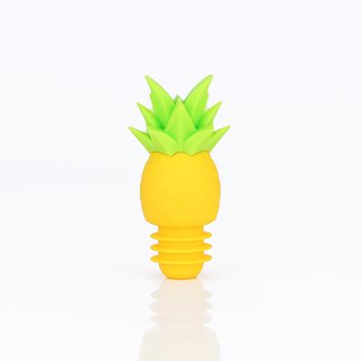 China Stocked Samll MOQ Wine Bottle Stopper For Home Reusable Eco Friendly Silicone Hotel Bar Creative Pineapple Food Grade for sale