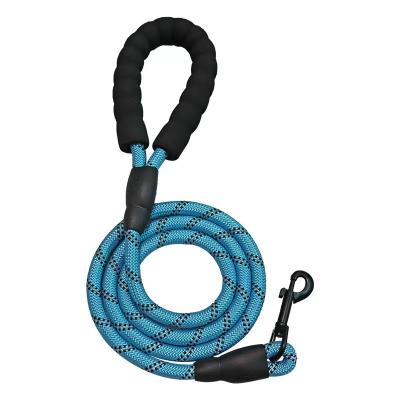 Cina Cane di nylon di Cat Running Leash For Pet del cane di fabbricazione della corda del guinzaglio di cuoio riflettente all'ingrosso dell'animale domestico in vendita