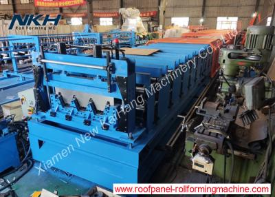 China TR137/TR153/TR155 Floor Deck Height Rib Floor Deck Roll Forming Machine met stapler voor metalen dekpaneel Te koop