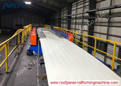 Κίνα Duplex Sandwich Panel Κάνοντας μηχανή με πλάτος Ρυθμιζόμενο CE Εγκρίθηκε προς πώληση