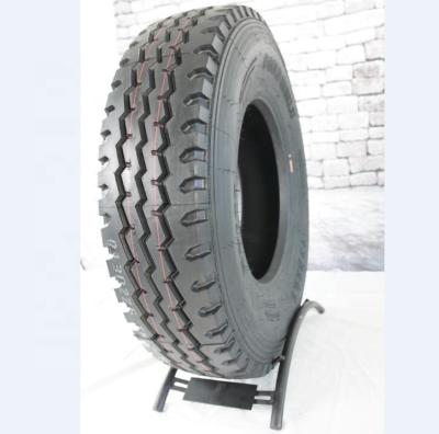 China Good quality cheap price bus truck tire 11R22.5 11R24.5 tubeless truck tire made in china radial truck tire 315/80R22.5 for sale