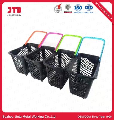 Chine Quatre déploiement en plastique de panier de chariot aux roues 65L HDPP à vendre