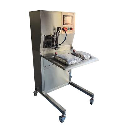 China Food Juice Bag in Box Filling Capping Machine, Automatic Liquid Bag in Box Filling Capping Machine for Wine for sale