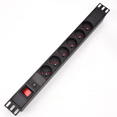 China Aluminum Alloy 6 Port Horizontal Aluminum French PDU 1u Data Center Power Distribution en venta