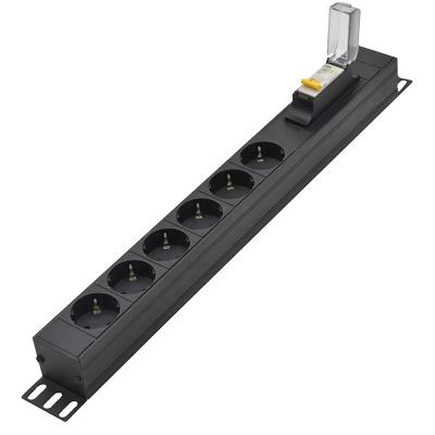 China Machine Room Horizontal Rackmount 6 Outlets 1U PDU Power Strip With Breaker en venta