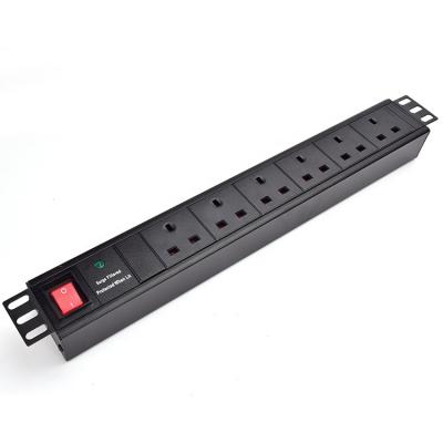 China Aluminum Alloy 6 Strip 13 Amp PDU Surge Protector Bracket Horizontal Power Distribution Unit For Server Rack zu verkaufen