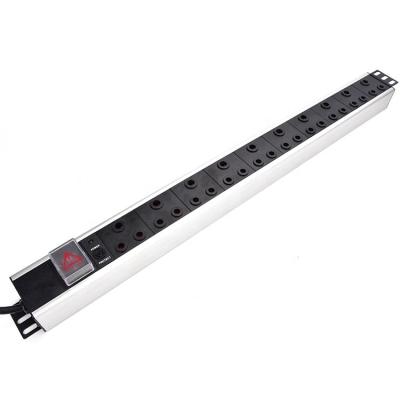 China Aluminum Alloy 240 Voltlt South Africa Vertical 10 Port Basic PDU zu verkaufen