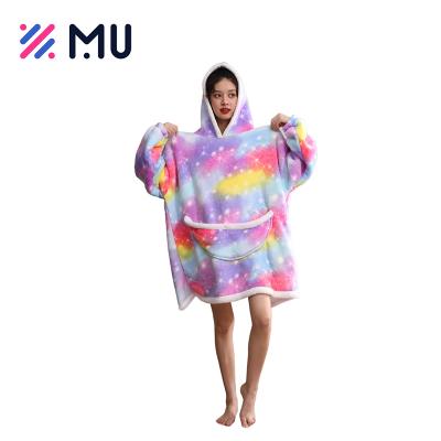 China Oversized Fleece Blanket Hoodies Anti-static Wearable Winter Fashion Hoodie Sherpa Sweatshirt Fleece Blankets for sale