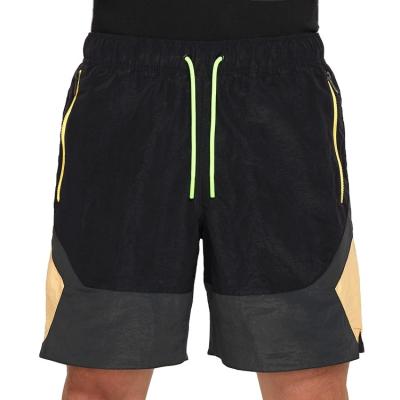 China Anti-wrinkle man summer daily shorts with elastic waist polyester sports running shorts with zipper pockets loosen short pants for sale