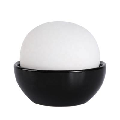 China No Electric Round Portable Air Humidifier Essential Oil Ceramic Diffuser for sale