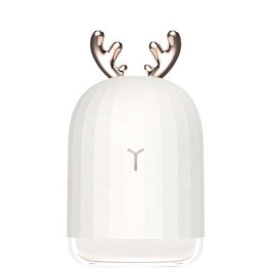 China Cute Car Deer 220ML Portable Car Space Personal Air Humidifiers For Home Office for sale