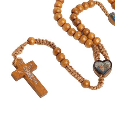 China Religious Wholesale Cheap Wooden Beads Ornaments Cross Catholic Religious Necklace for sale