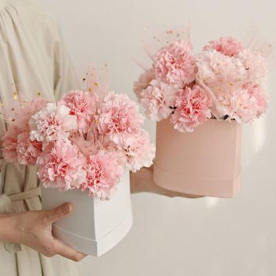 China Recycled Materials Wholesale Heart Round Roses Show Luxury Valentines Day Cardboard Paper Bouquet Packaging Flower Box for sale