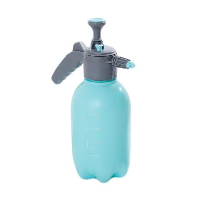 China 2L Garden Sprayer Garden Tool Plastic Water Bottle Sprayer for sale