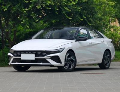 Cina 2023 Hyundai Elantra 1.5L CVT berlina sterzo sinistro e sospensione indipendente Mcpherson in vendita