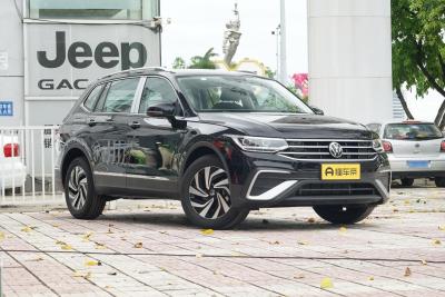 中国 2023 フォルクスワーゲン Tiguan L 330tsi Fwd スマートエディション SUV ドライブ内 FWD P0000099 販売のため