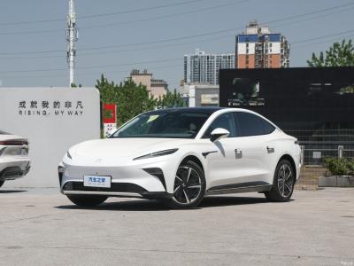 China Carro eléctrico BEV de largo alcance Hatchback Rising Auto F7 2023 Pure Electric en venta