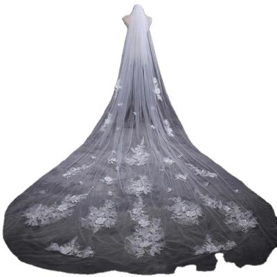 China 2021China direct manufacturer of bridal veil wedding dress accessories wedding veil with comb wholesale price lace bridal veils for sale