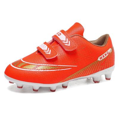 China EVA Boys Soccer Boots Shoes Kids Girls Athletics Sports Shoes Training Outdoor Soccer Shoes Sneakers For Unisex for sale