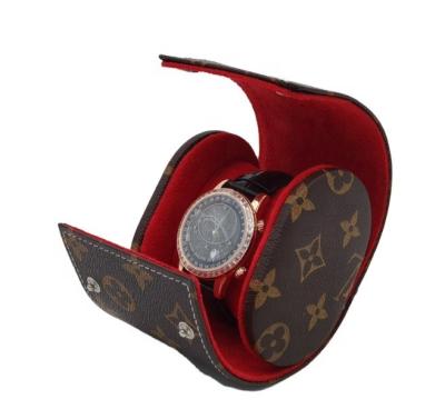 China Leather Personalized OEM High End Custom Travel Watch Single Roll Box For Men for sale