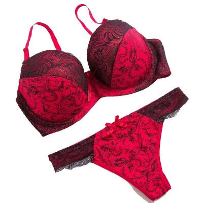 China 2021 New Style Lace Breathable Sexy Underwear Women Set Embroidery Plus Size Elegant Gathered Bras Set for sale