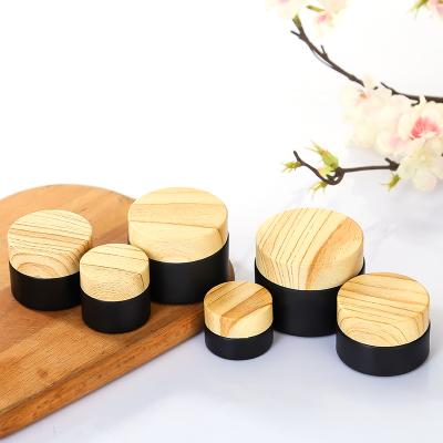 China Wholesale 5g 10g 15g 30g 50g Recyclable Empty Skin Care Bottle Set Glass Jar Cream Glass Cosmetic With Bamboo Lid for sale