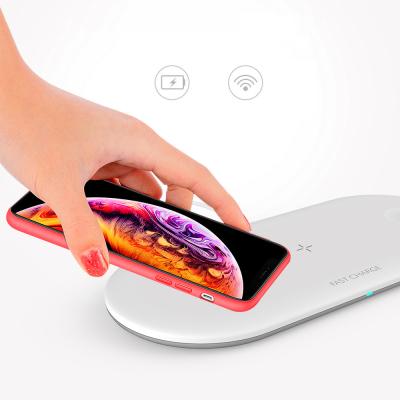 China Qi-enabled devices 3 in one wireless charger is suitable for cell phone watch earphone warehouse all machine for sale