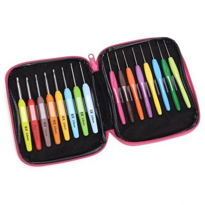 China CLASSIC CLASSIC Crochet Hooks Kits With Storage Bag Soft Grip Crochet Needles Thread For Weaving Knitting Needles Set With Bag DIY Weaving Tool for sale