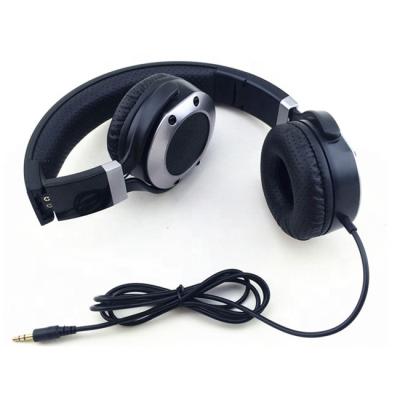 China 2021 Headband Computer Noise Canceling Headphones Metal Wire Games Wired Headphones for sale