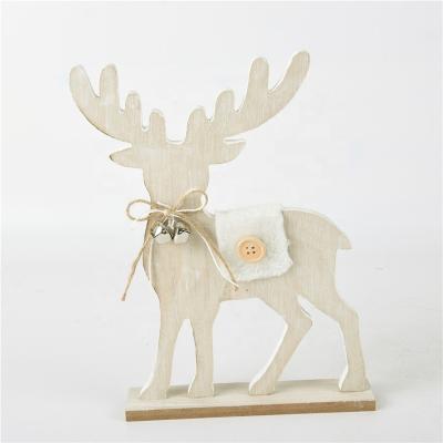 China Christmas Party Decoation Carved Wooden Customizable White Reindeer Ornaments Wooden Christmas Decoration Decoration for sale