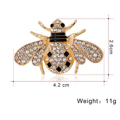 China Large Fashion Crystal Sweater Flower Stone Rhinestone Metal Vintage Luxury Elegant Bee Brooches Mariposa Brooch Muslim for sale