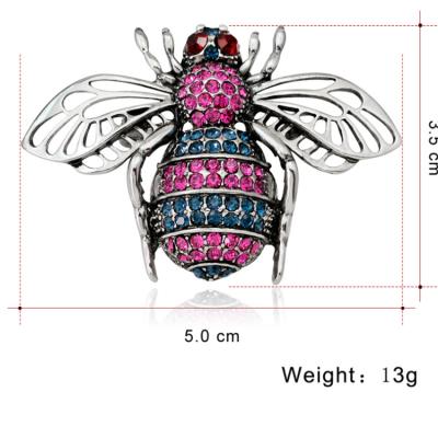 China Crystal Mariposa flower stone metal bee dangle brooches Women luxury elegant crystal huge pintassel saree vintage Muslim brooch for sale