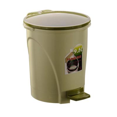 China PP A Grade Quality Guaranteed Home Plastic Kitchen Trash Bin Pedal Trash Can for sale