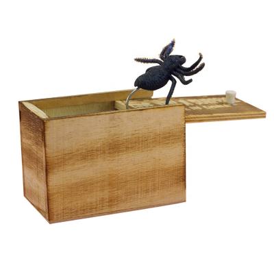 China Amazon Handmade New Hot Selling Creative Wooden Spider Halloween Pull Children Joke Box Toy for sale