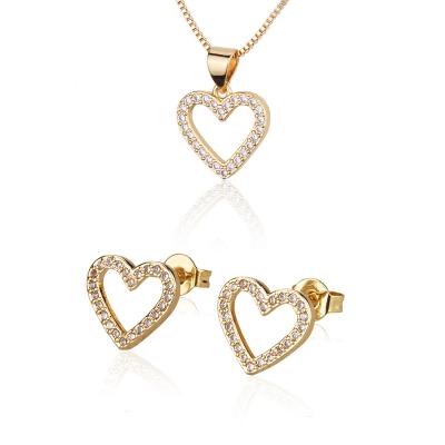 China New CLASSIC Simple Heart Necklace Stud Jewelry Set Zircon Plated Gold Genuine Heart Earrings Pendant Necklace Set for sale