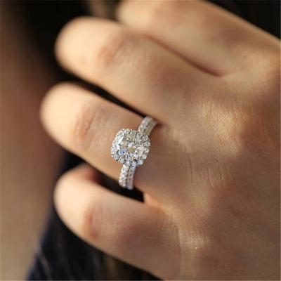 China Newest Fashion CLASSIC Full Shiny Cubic Finger Ring For Women Crystal Engagement Rings Double Circle for sale