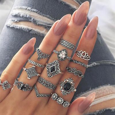 China FASHIONABLE 15 Pcs Trend Retro 4 Ring Set Foshion Women Ladies Boho Hollow Silver Knuckle Rings Sets for sale