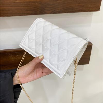 China New Fashion Women's Small Bag Fashionable Insist Handbag Lingge Ladies Messenger Shoulder Bag for sale