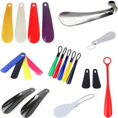 China Handy Eco-friendly Style Custom Different Size Plastic Wooden Shoe Horn Shoes Pusher Tool Shoe Horn for sale